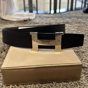 Hermes Reversible H Buckle Belt